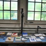 05_dieauslageaufderwerkbankwirdlivedigitalisiertundlaesstundkannwiederumalsbibliozineausgedrucktwerden-