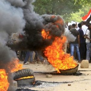 مليونيات حاشدة في مدن السودان رفضاً للتسوية السياسية وإحياء لذكرى ثورة إكتوبر