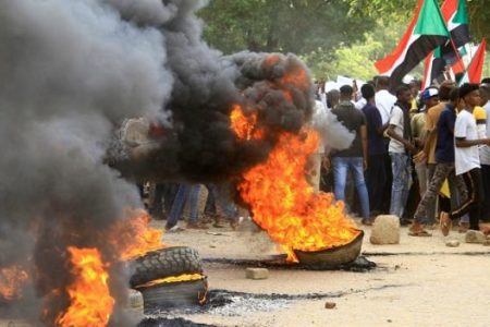 مليونيات حاشدة في مدن السودان رفضاً للتسوية السياسية وإحياء لذكرى ثورة إكتوبر