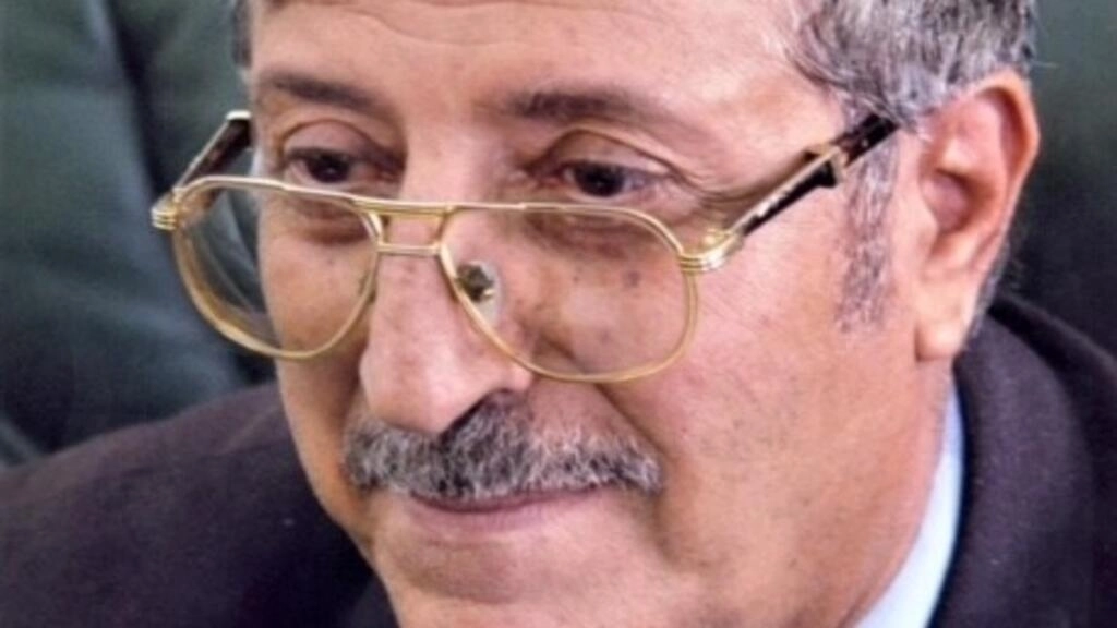 الشاعر والأديب اليمني عبد العزيز المقالح