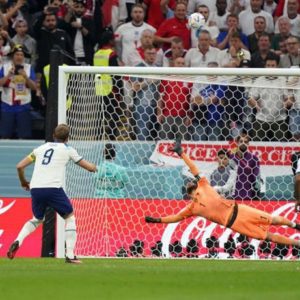 فرنسا تتخطى إنكلترا 2-1 وتلاقي المغرب في نصف النهائي