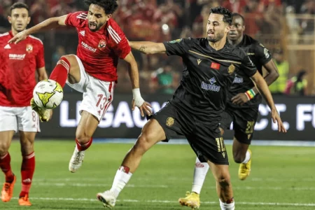 دوري أبطال أفريقيا: الأهلي المصري يفوز على الوداد المغربي 2-1 في ذهاب الدور النهائي