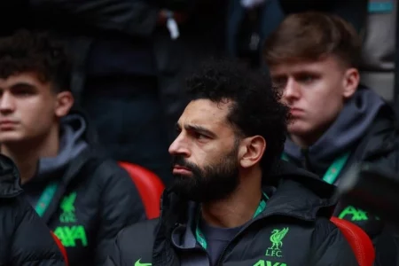 المدرب المصري يستبعد محمد صلاح من تشكيلة الفراعنة في دورة ودية تحتضنها الإمارات