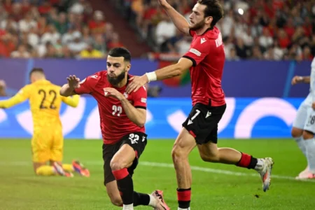 أوروبا 2024: جورجيا تصعق البرتغال 2-0 وتتأهل إلى ثمن النهائي برفقة تركيا