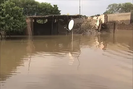 فيضانات غزيرة تدمر عشرات المنازل جنوب شرق السودان