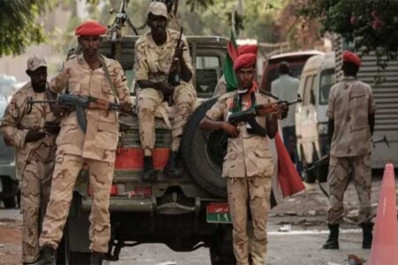 مجموعات حقوقية سودانية: «الدعم السريع» قتلت 200 شخص وهجرت 39 قرية في «أبو قوته»